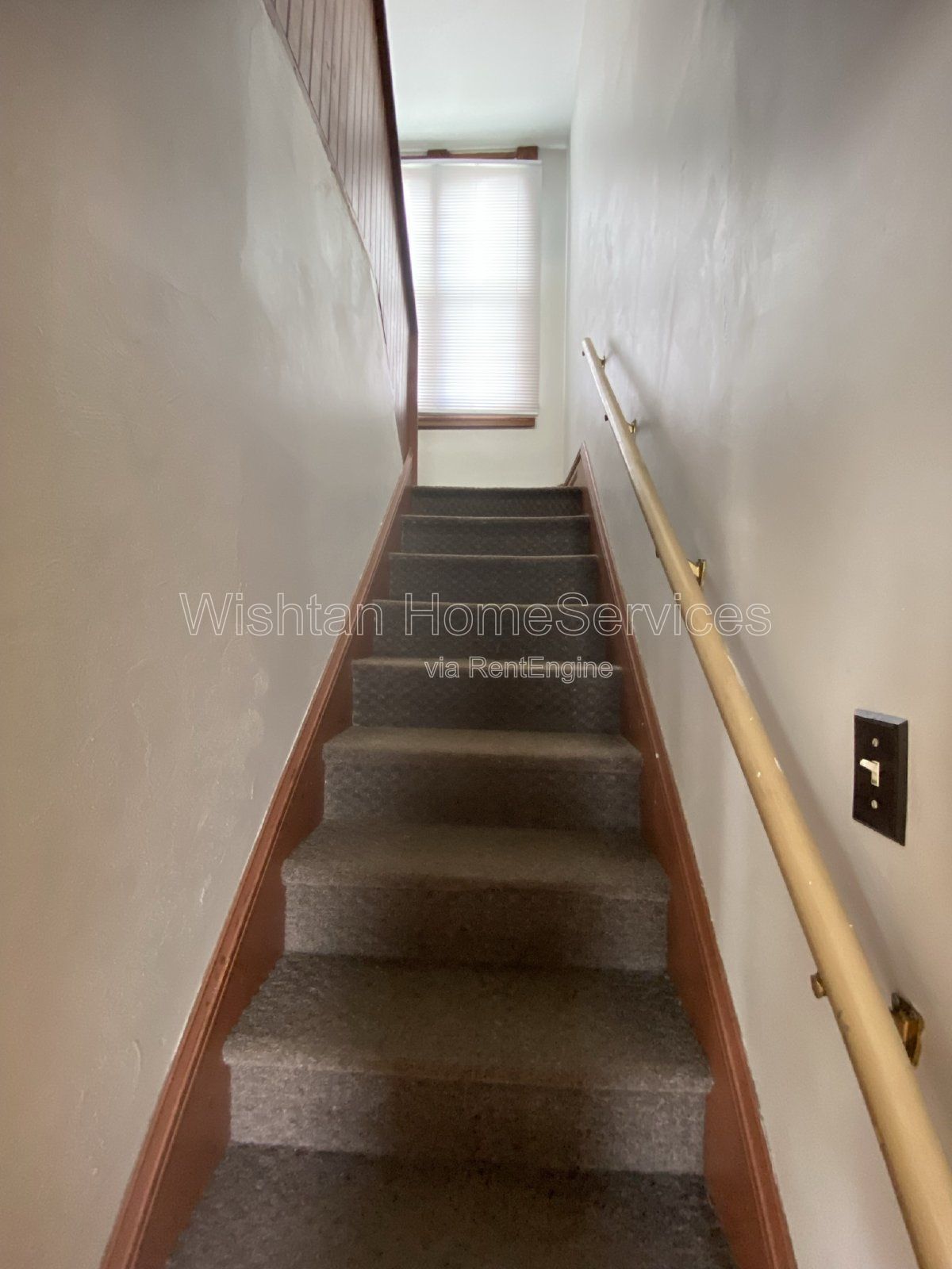 Charming 3-Bedroom Home with 2 Full Baths in Macomb, IL - Don't Miss Out! property image