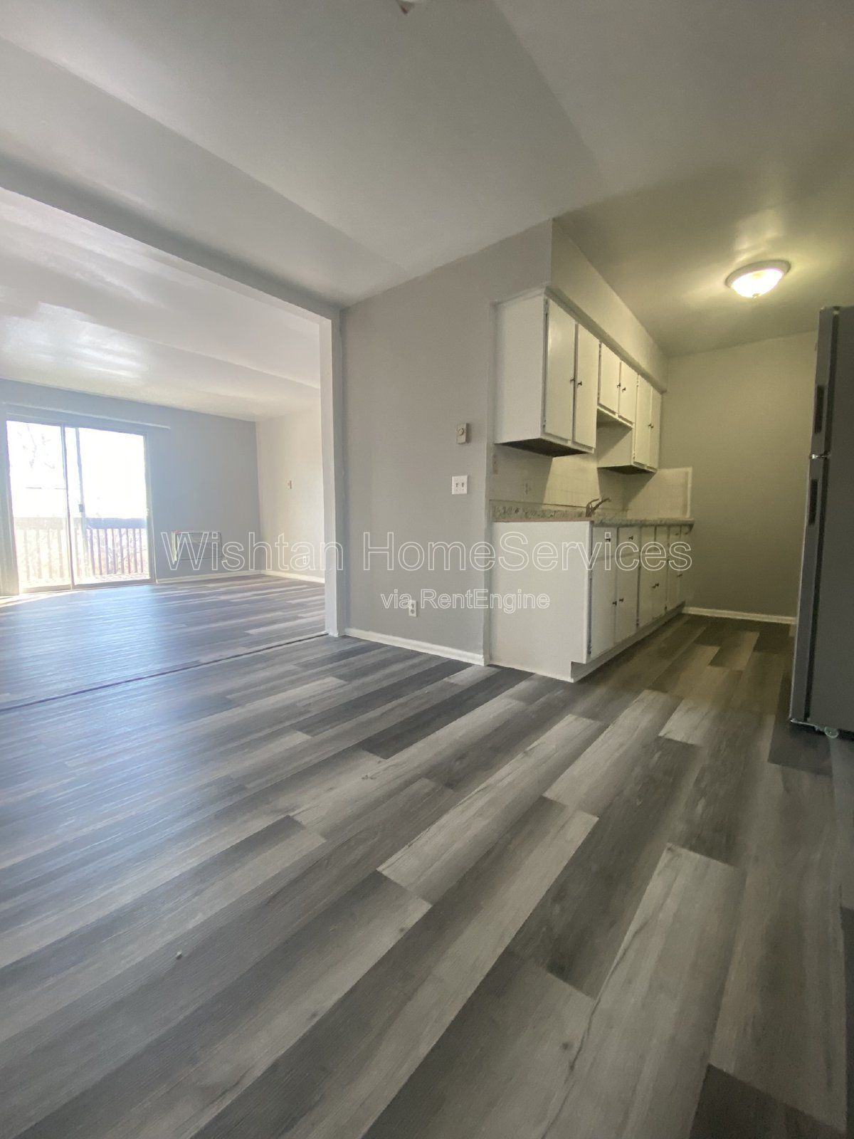 Cozy 2 Bedroom Apartment in Macomb, IL - 725 sq ft, 1 Full Bathroom - Don't Miss Out! property image