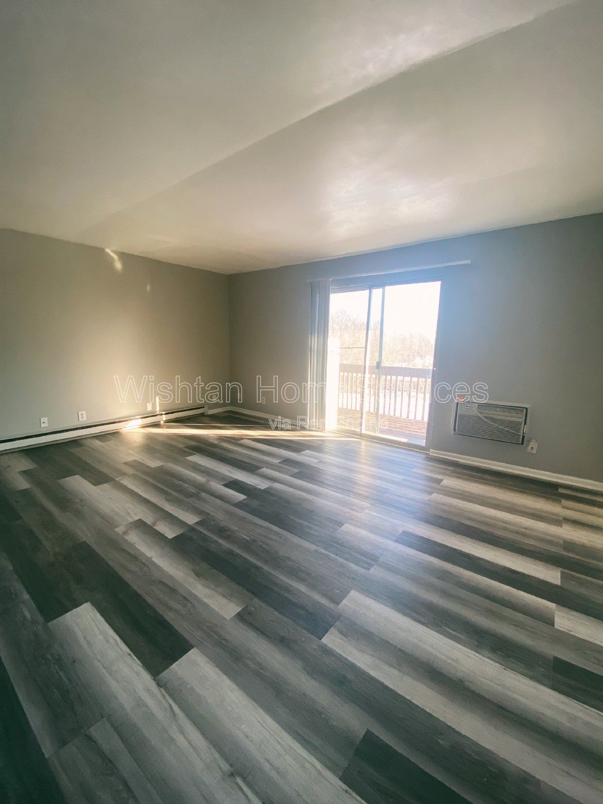 Cozy 2 Bedroom Apartment in Macomb, IL - 725 sq ft, 1 Full Bathroom - Don't Miss Out! property image