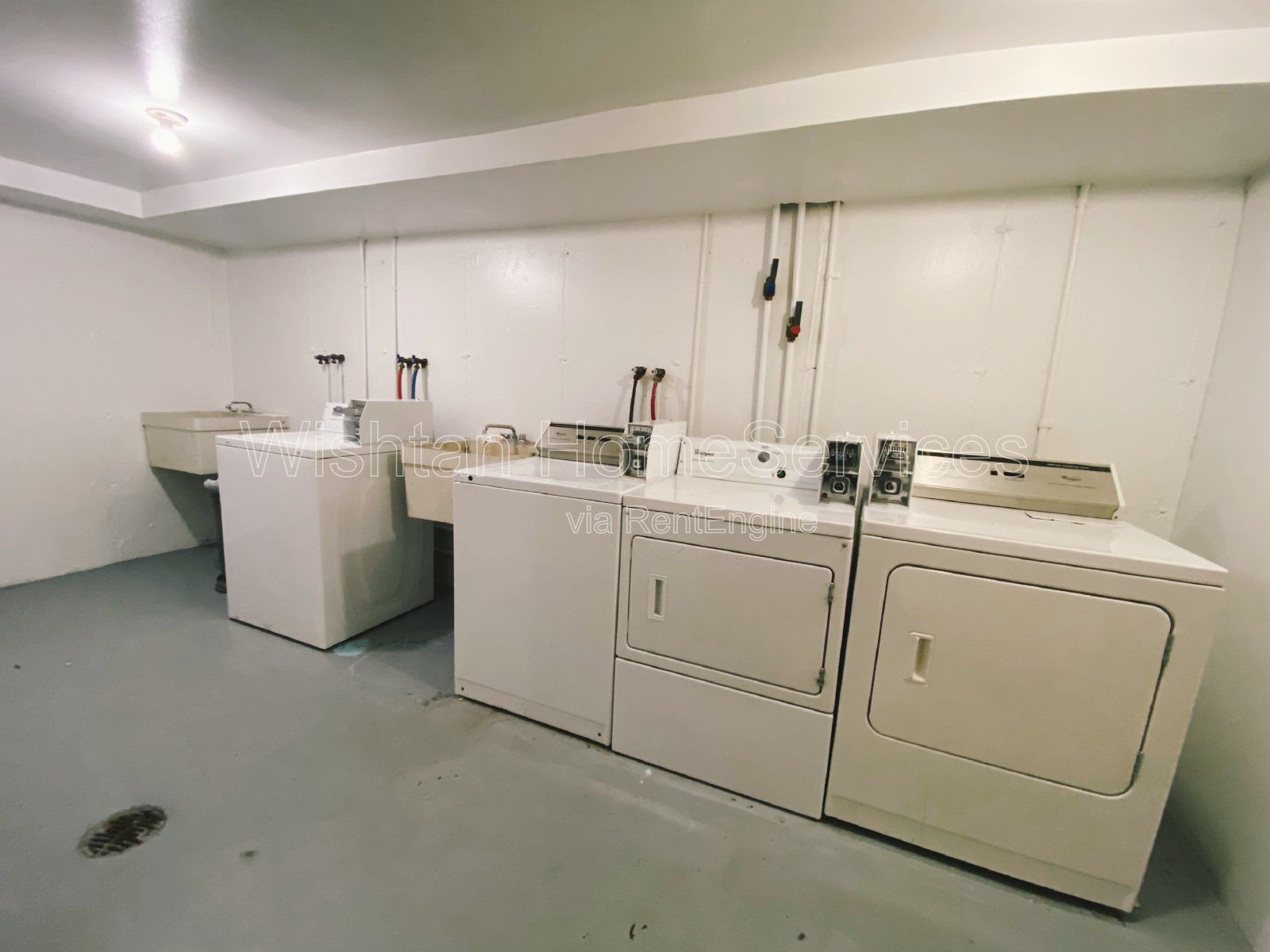 Cozy 2 Bedroom Apartment in Macomb, IL - 725 sq ft, 1 Full Bathroom - Don't Miss Out! property image