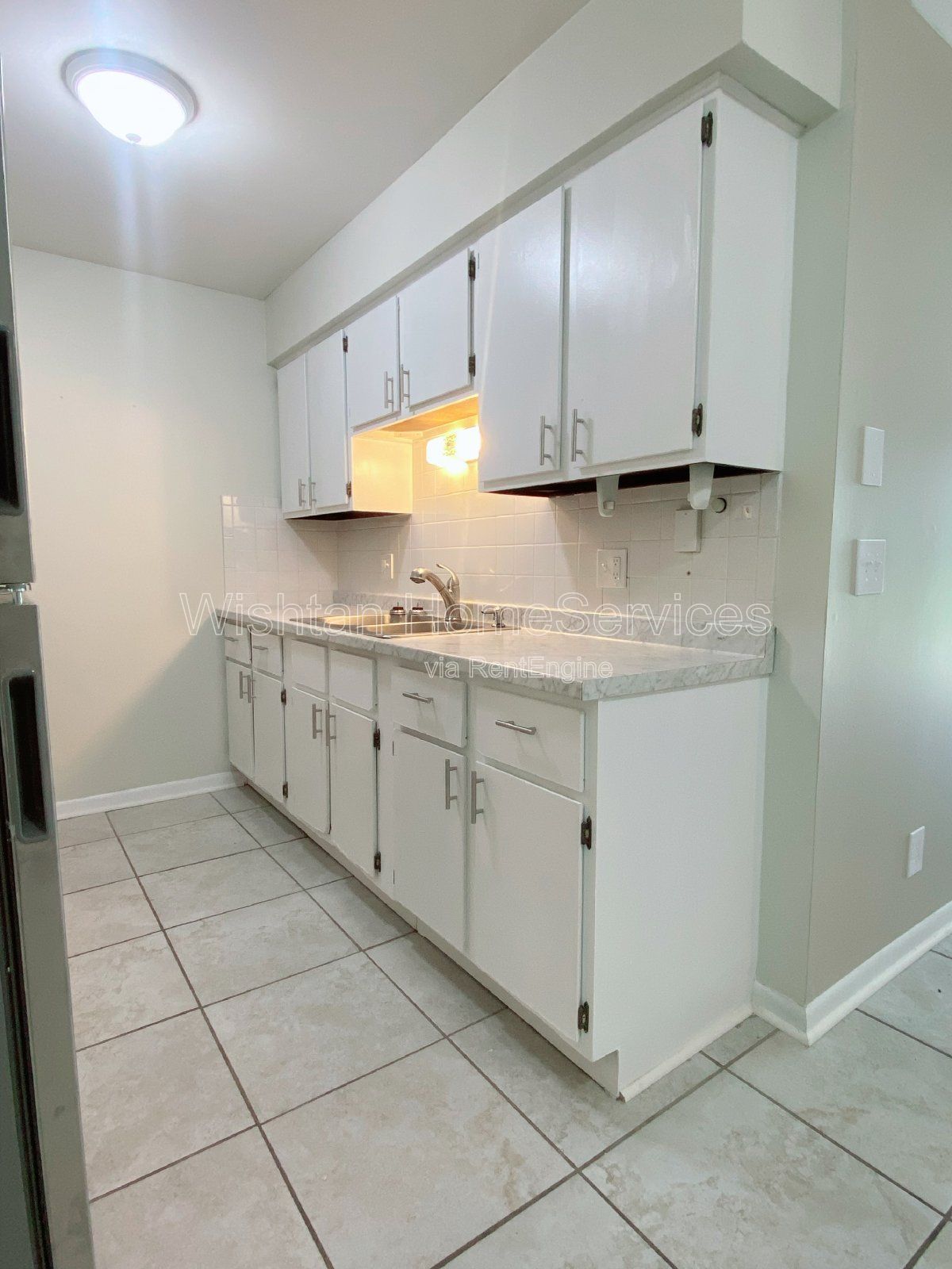 Charming 2 Bed, 1 Bath Apartment in Macomb, IL - Don't Miss Out! property image