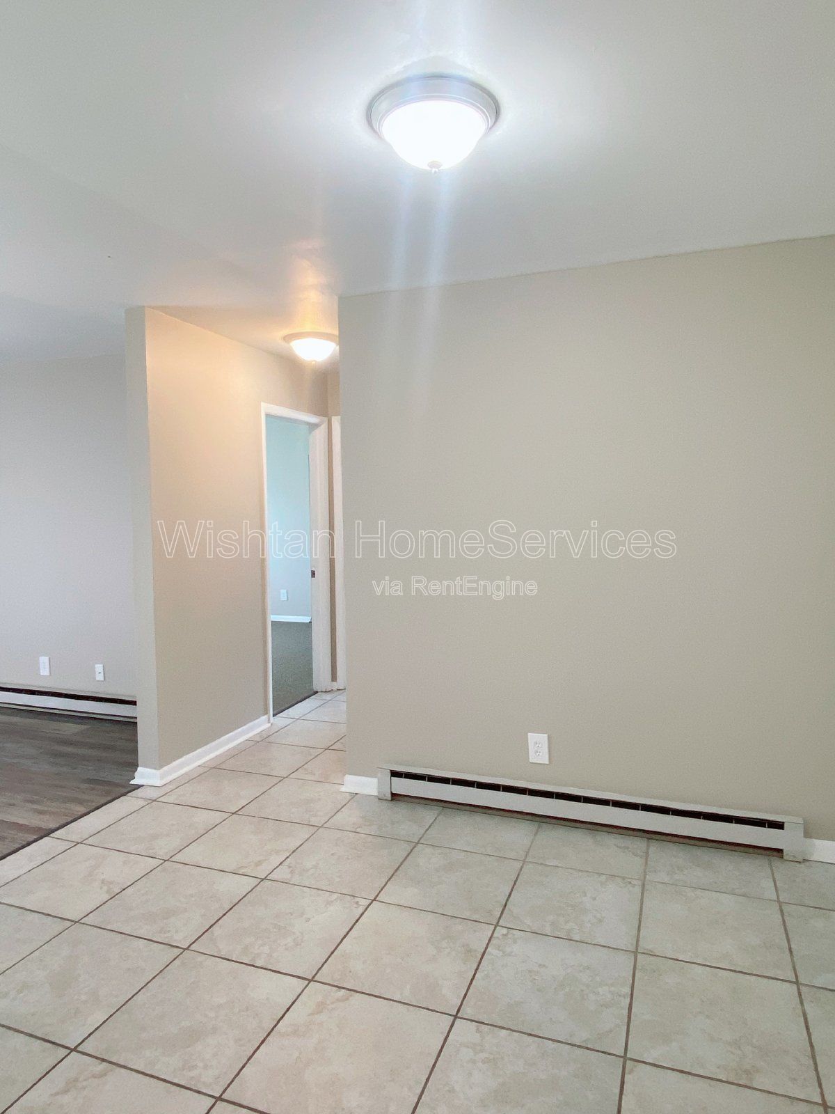 Charming 2 Bed, 1 Bath Apartment in Macomb, IL - Don't Miss Out! property image