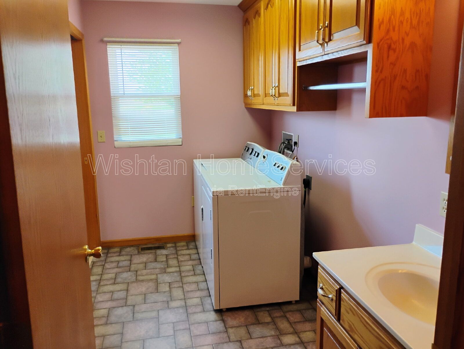 Charming 3-Bed, 2-Bath Retreat in Camp Point property image