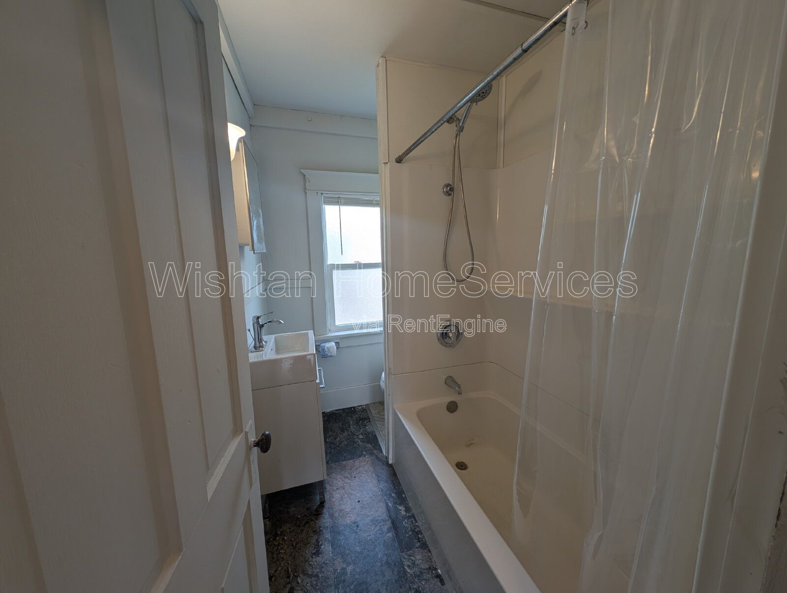 Charming 1-Bedroom Apartment with Classic Character and Modern Updates property image