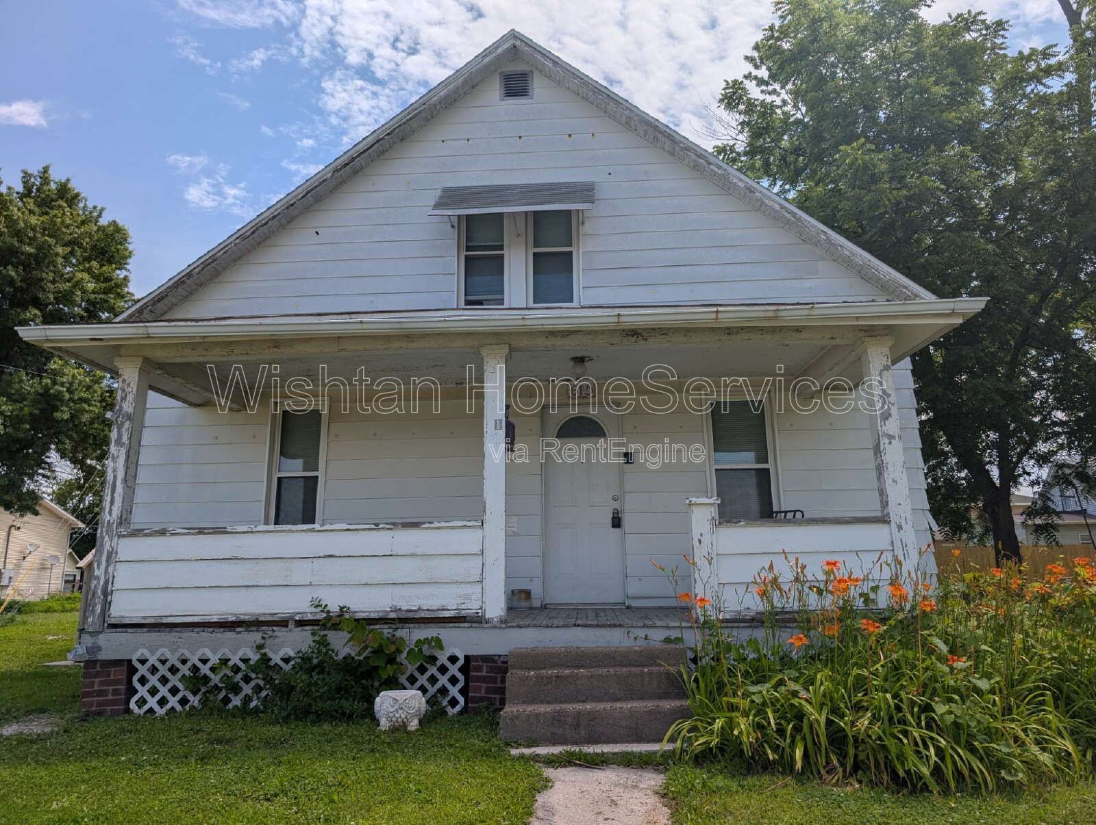 Charming Studio Retreat in the Heart of Macomb – Ideal Location at 615 N Avery St! property image