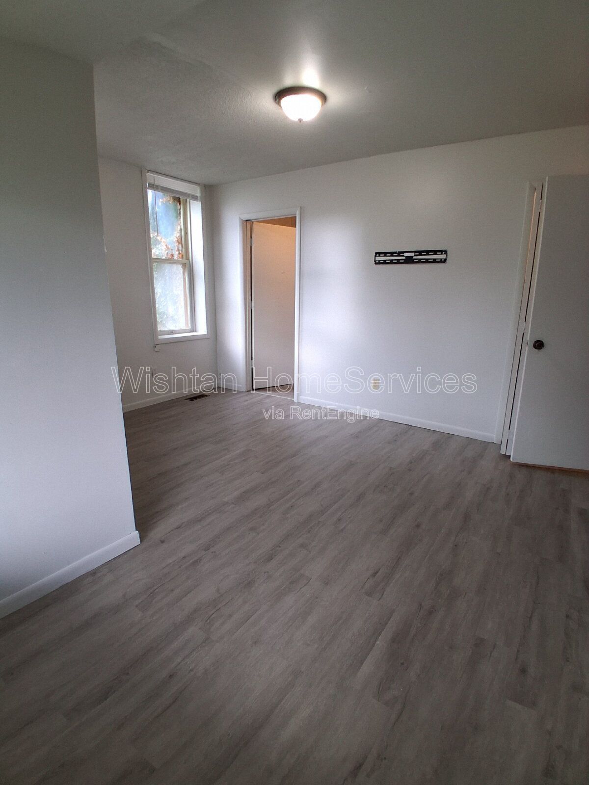 Spacious 2 Bed, 1 Bath Apartment in Quincy! property image