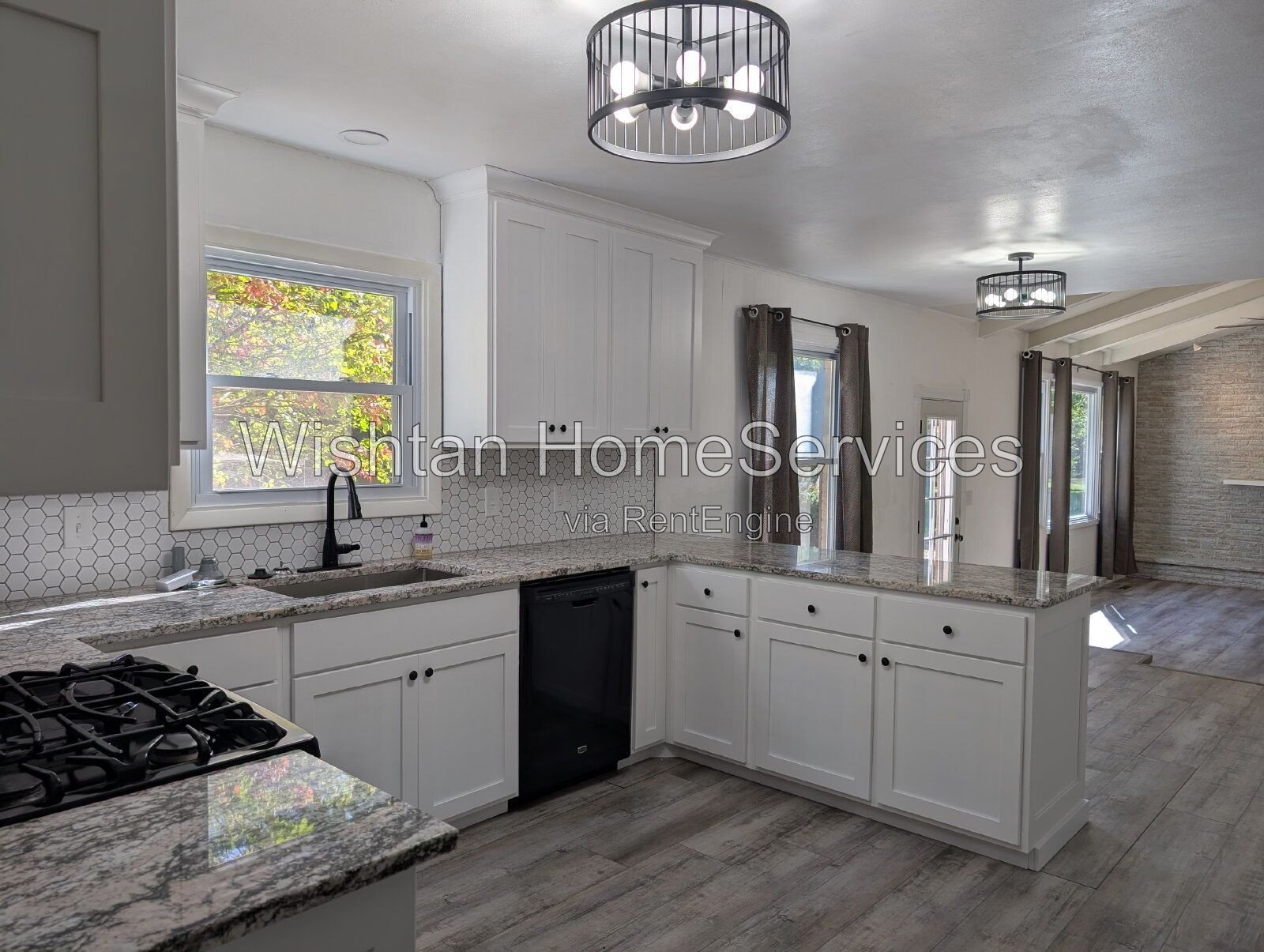 Spacious 4-Bedroom, 2.5-Bath Home in Quincy, IL property image