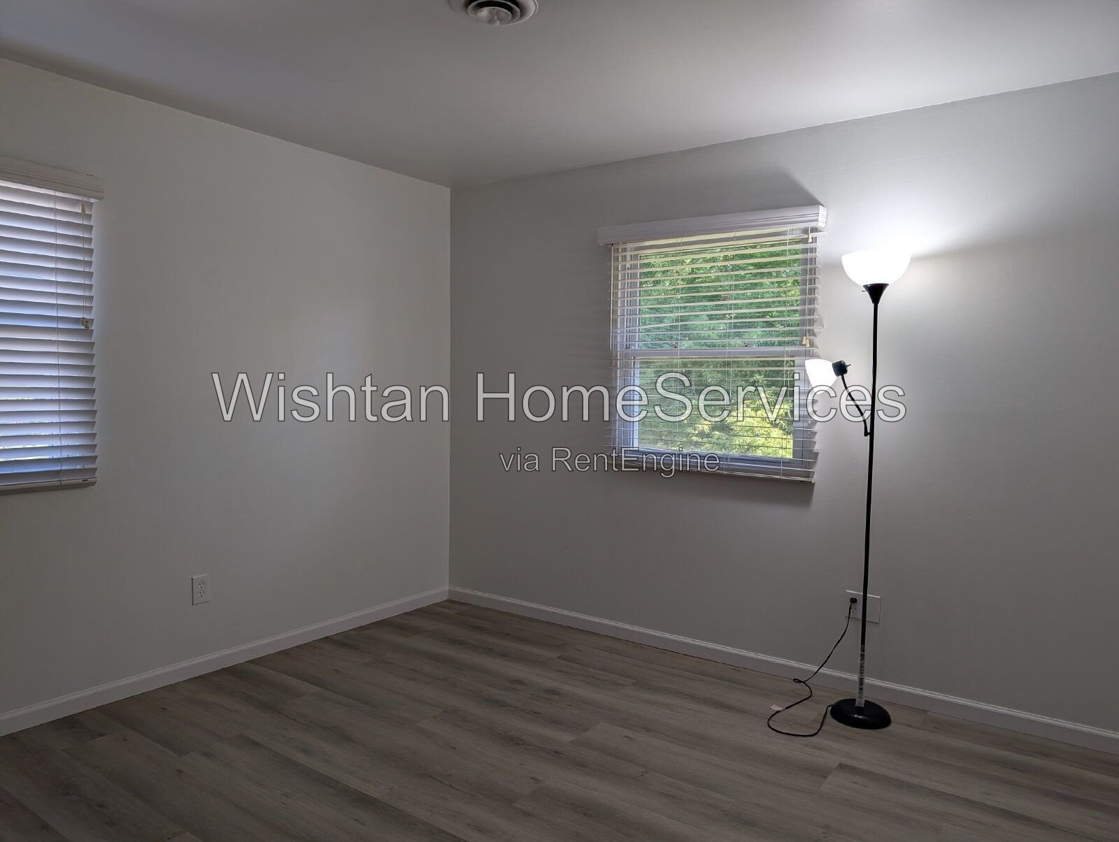 Spacious 4-Bedroom, 2.5-Bath Home in Quincy, IL property image