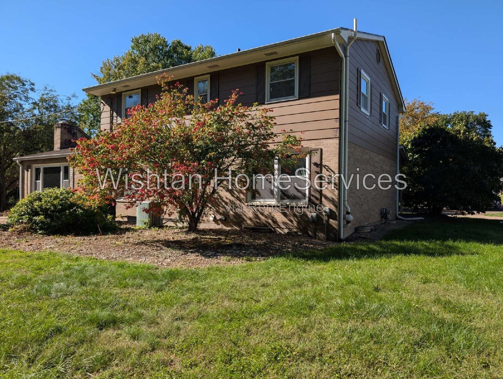 Spacious 4-Bedroom, 2.5-Bath Home in Quincy, IL property image