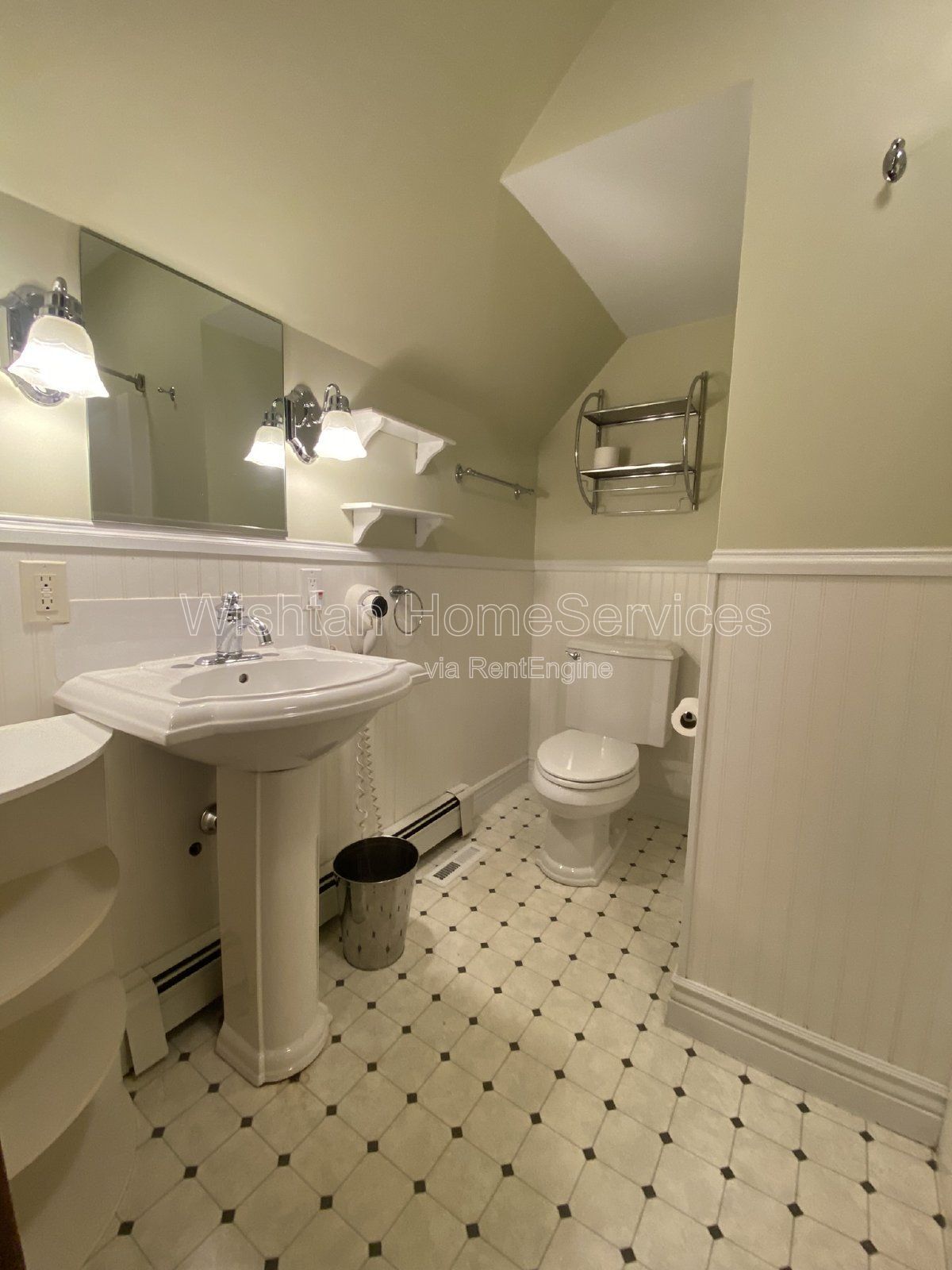 Furnished 1-Bedroom Apartment – Short-Term Lease Available! All utilities/ Internet available! property image