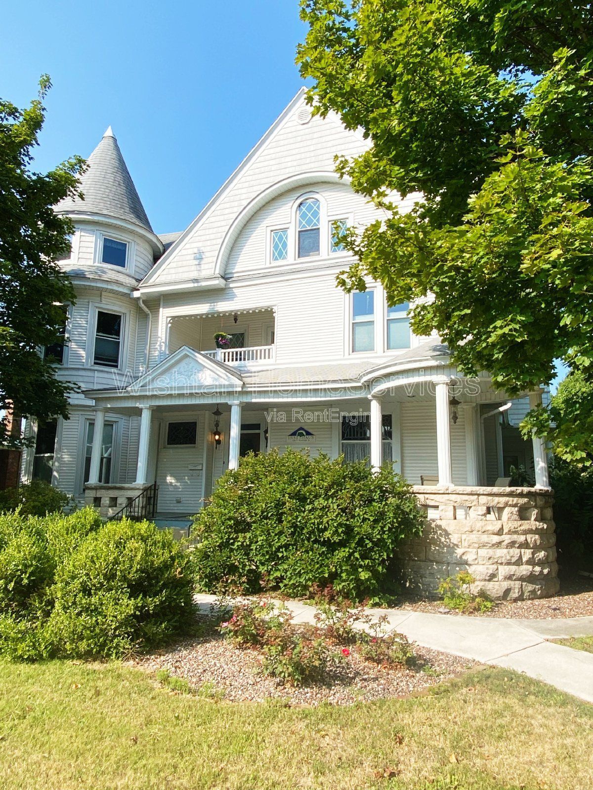 Furnished 1-Bedroom Apartment – Short-Term Lease Available! All utilities/ Internet available! property image