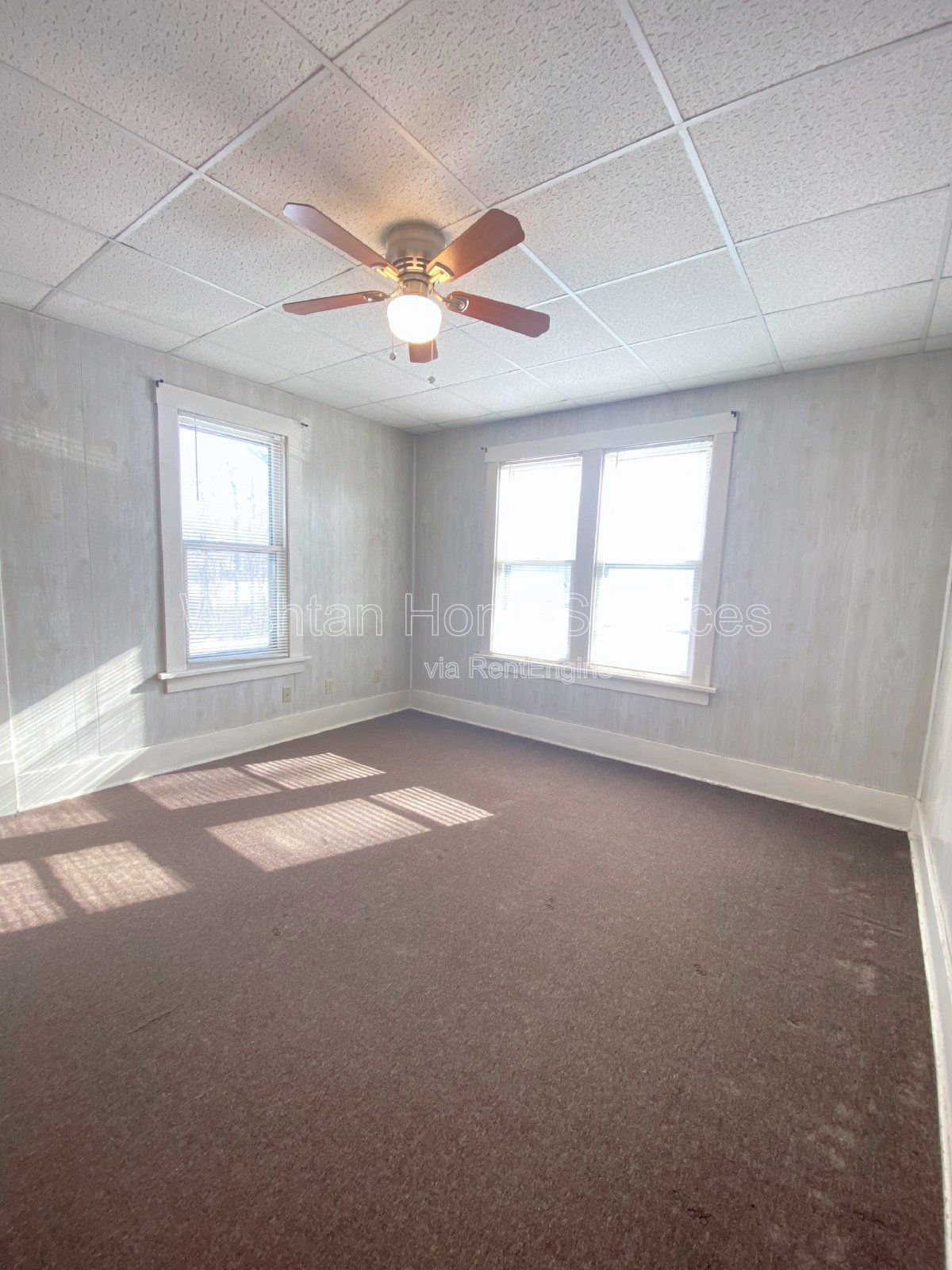 One-Bedroom Retreat on a Quiet Street: Affordable Living with On-Site Laundry. Budget-Friendly Comfort in a Tranquil Setting. property image