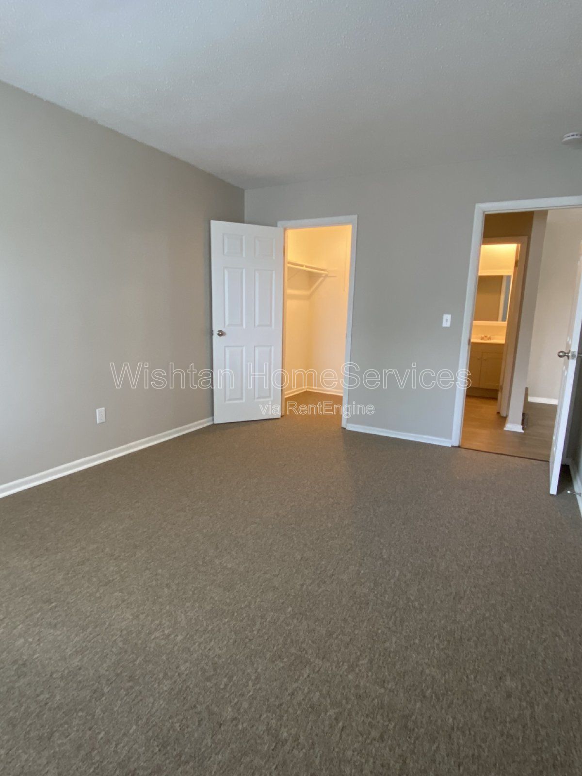 Relax in Style: 1BR, 1BA Apartment with BBQ Area and Convenient On-Site Laundry property image