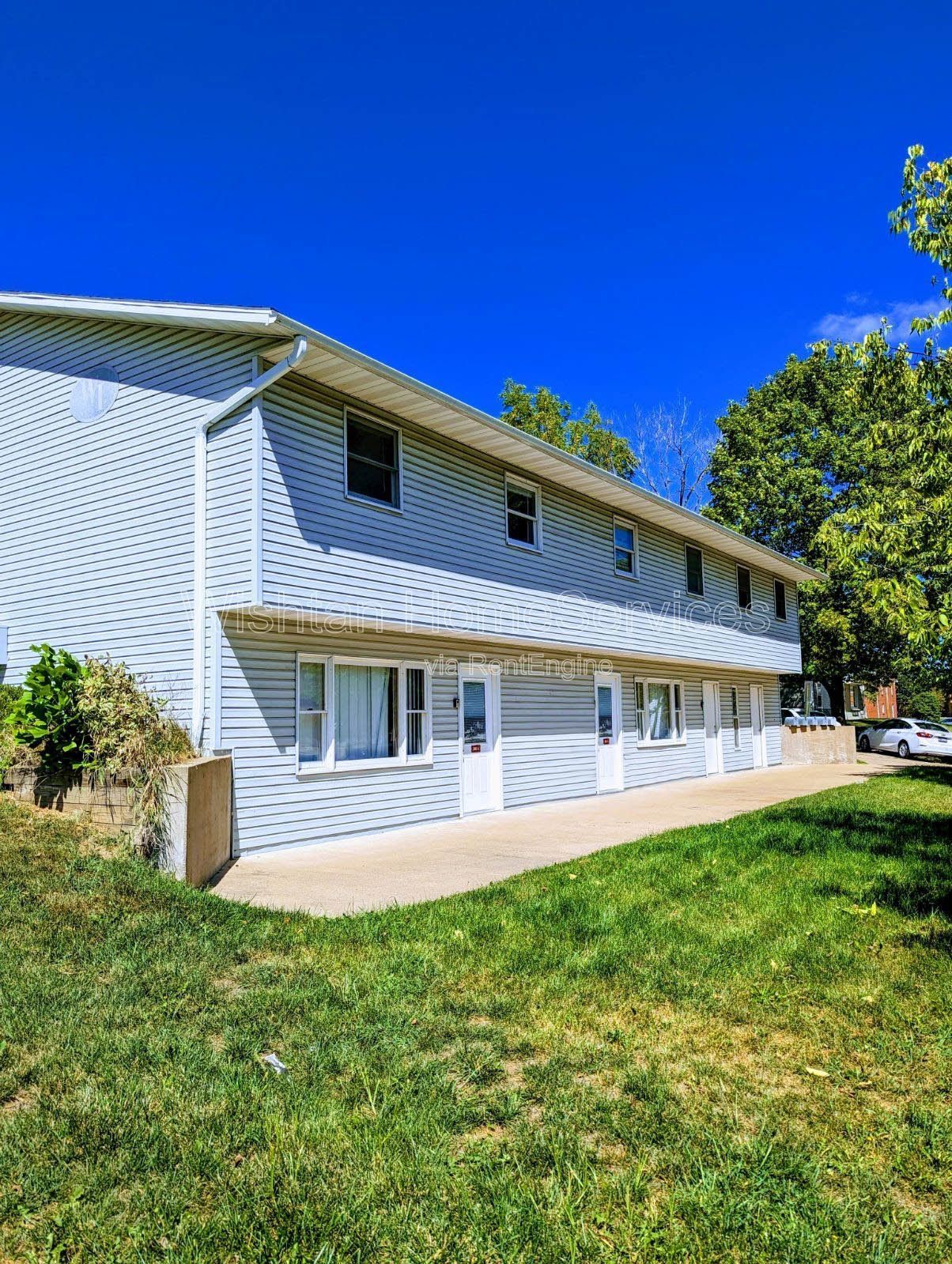 Modern 3-Bedroom Rental with Prime Location in Macomb, IL - Don't Miss Out! property image