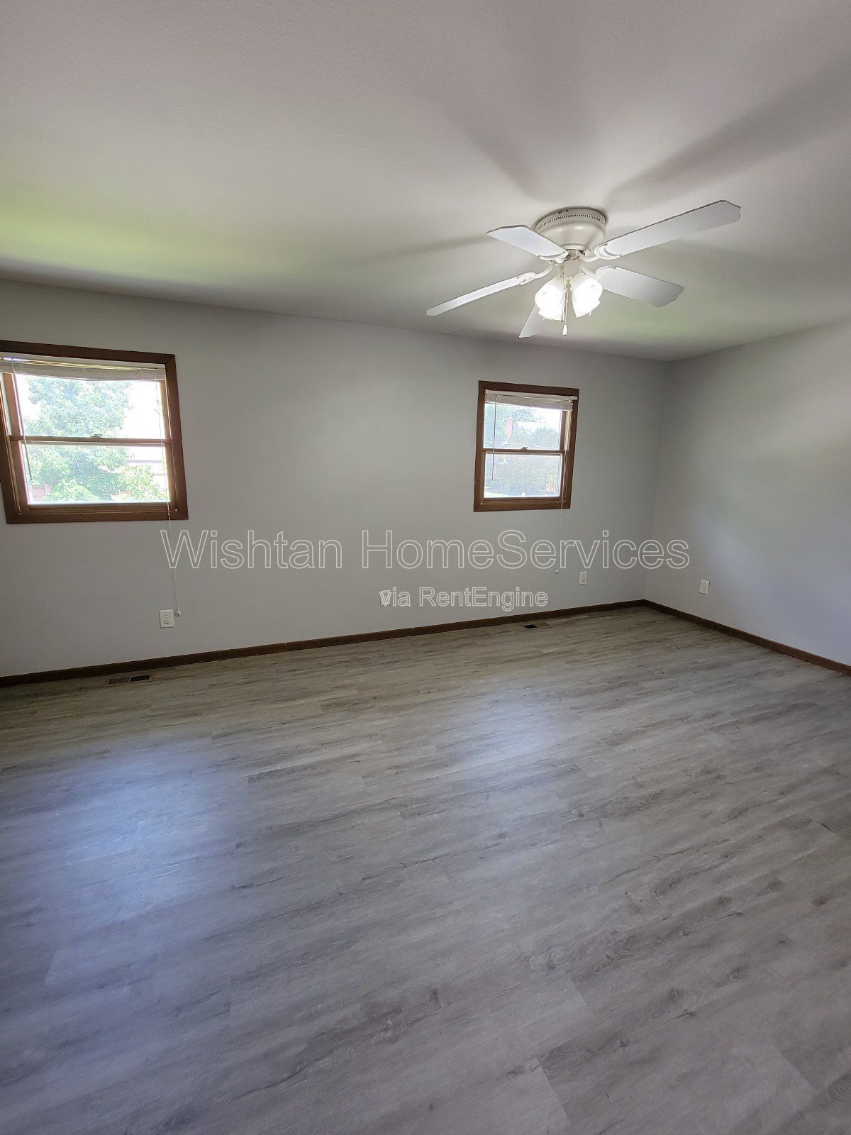 Modern 3-Bedroom Rental with Prime Location in Macomb, IL - Don't Miss Out! property image