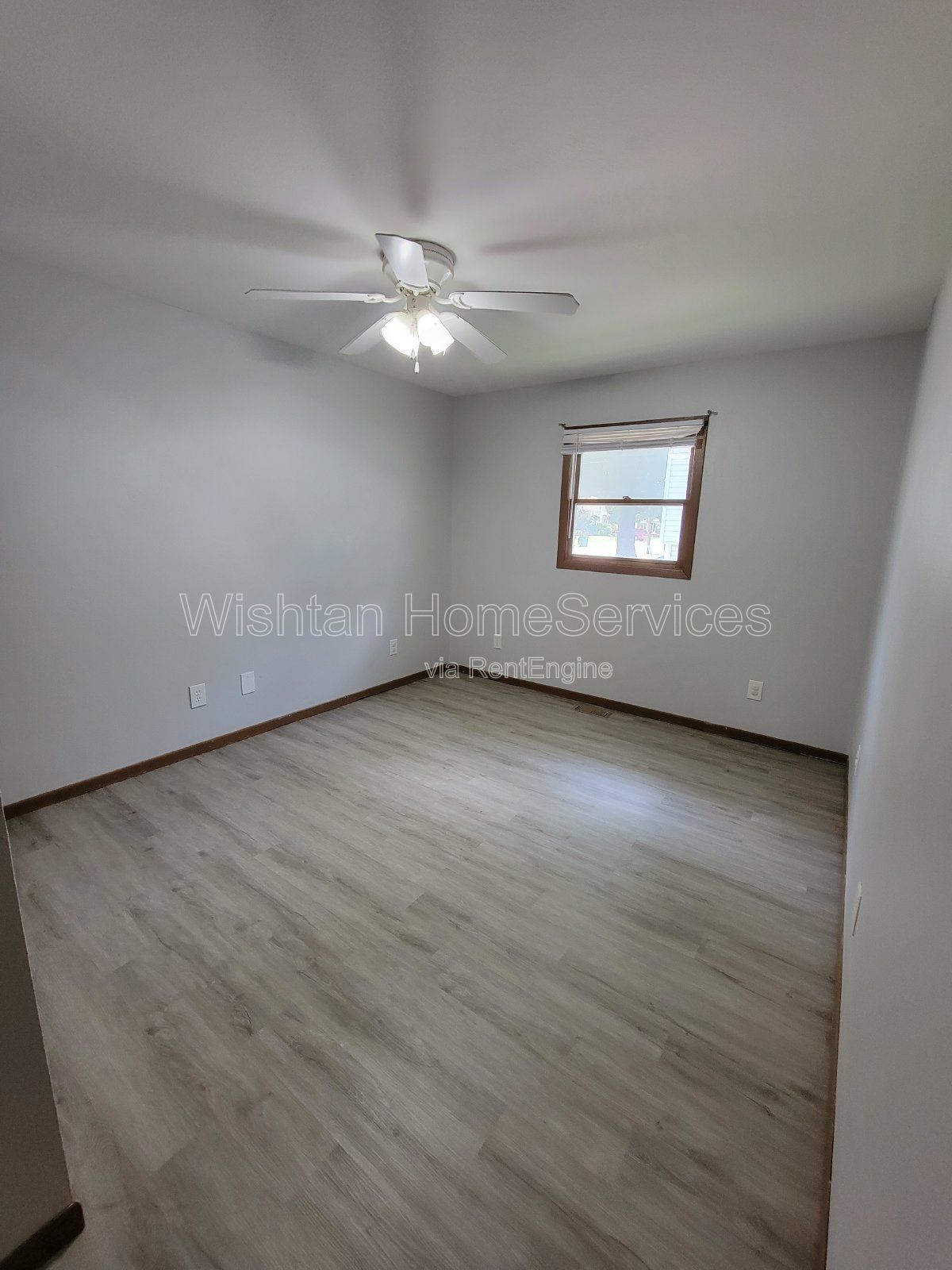 Modern 3-Bedroom Rental with Prime Location in Macomb, IL - Don't Miss Out! property image