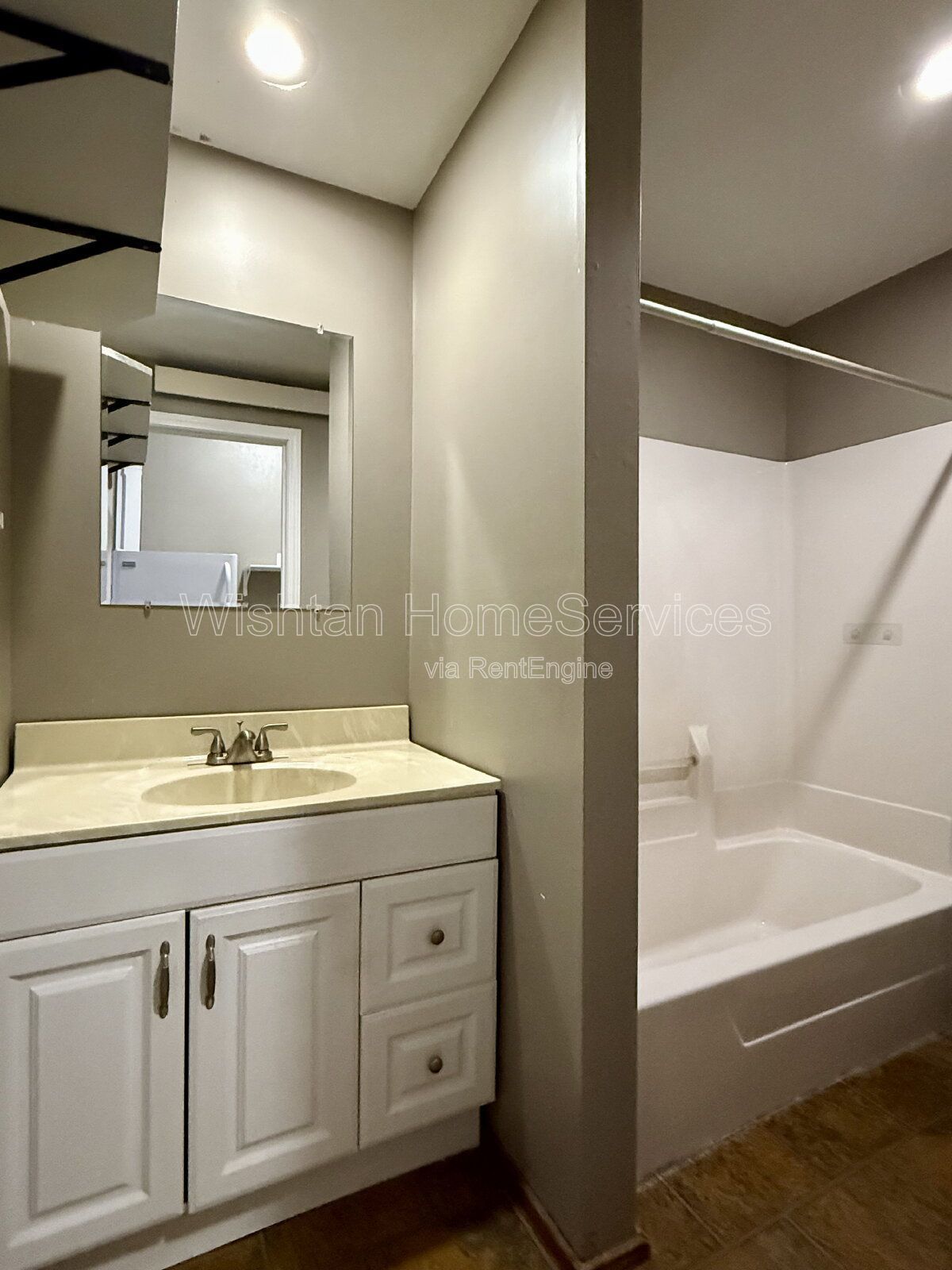 Charming 1-Bedroom Gem in Quincy – Your Cozy Retreat Awaits! property image