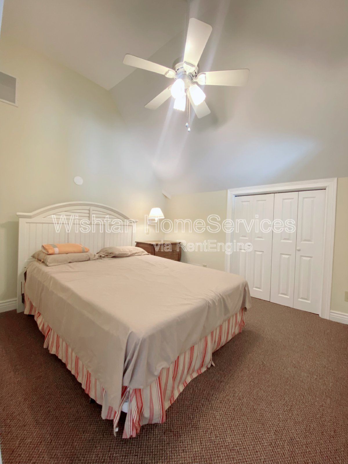 A unique fusion of convenience and luxury. Request a showing today at your new home away from home, 538 N. Randolph St! property image