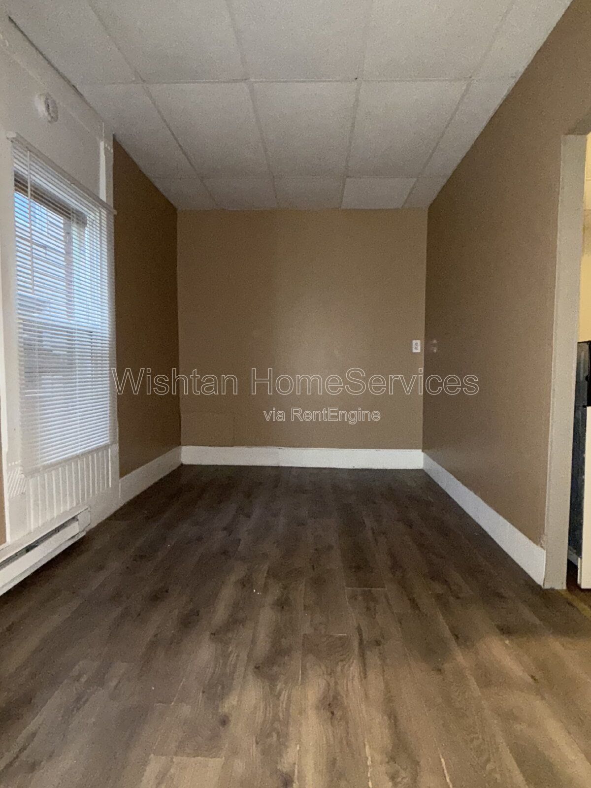 Cozy 1-Bedroom Haven in Quincy – Your Perfect Retreat at 429 N 8th St! property image