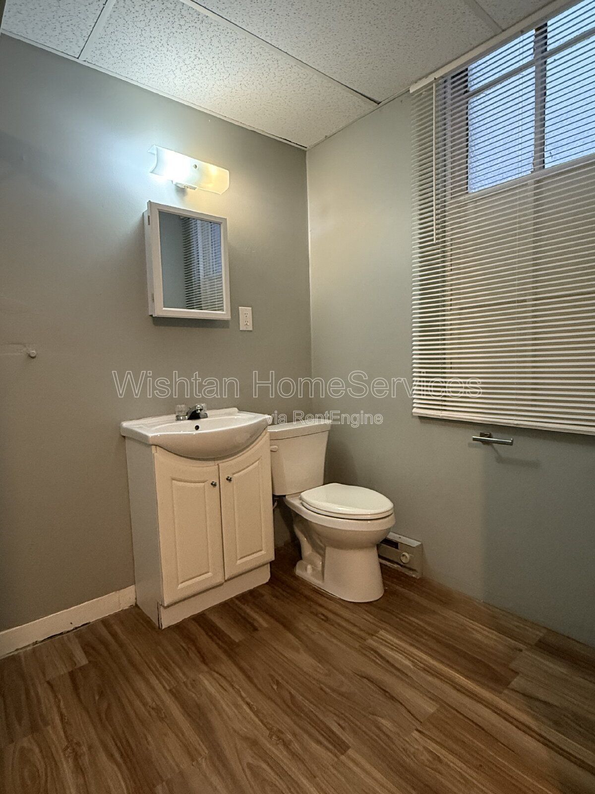 Cozy 1-Bedroom Haven in Quincy – Your Perfect Retreat at 429 N 8th St! property image