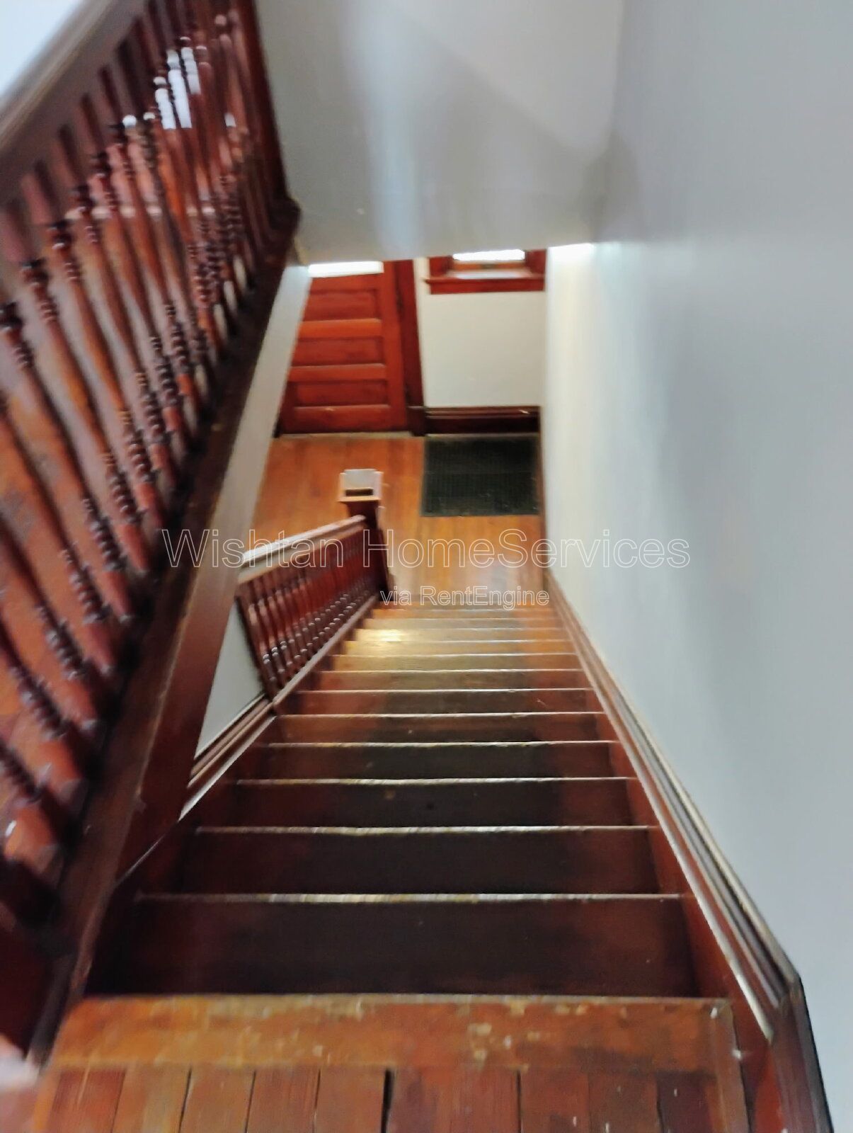 Charming 3-Bed Duplex Retreat at 591 Clark St, Galesburg property image