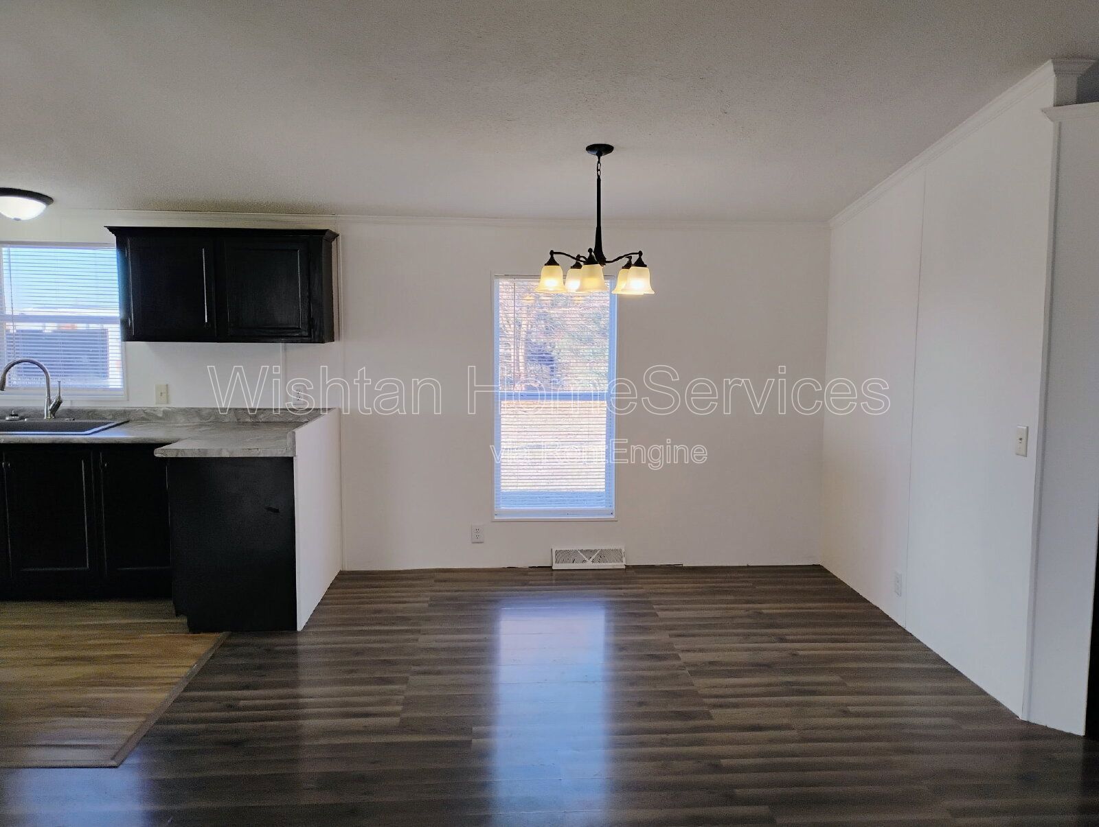 Charming 3-Bed, 2-Bath Oasis at 120 Evergreen St, Raritan – Your Cozy Retreat Awaits! property image