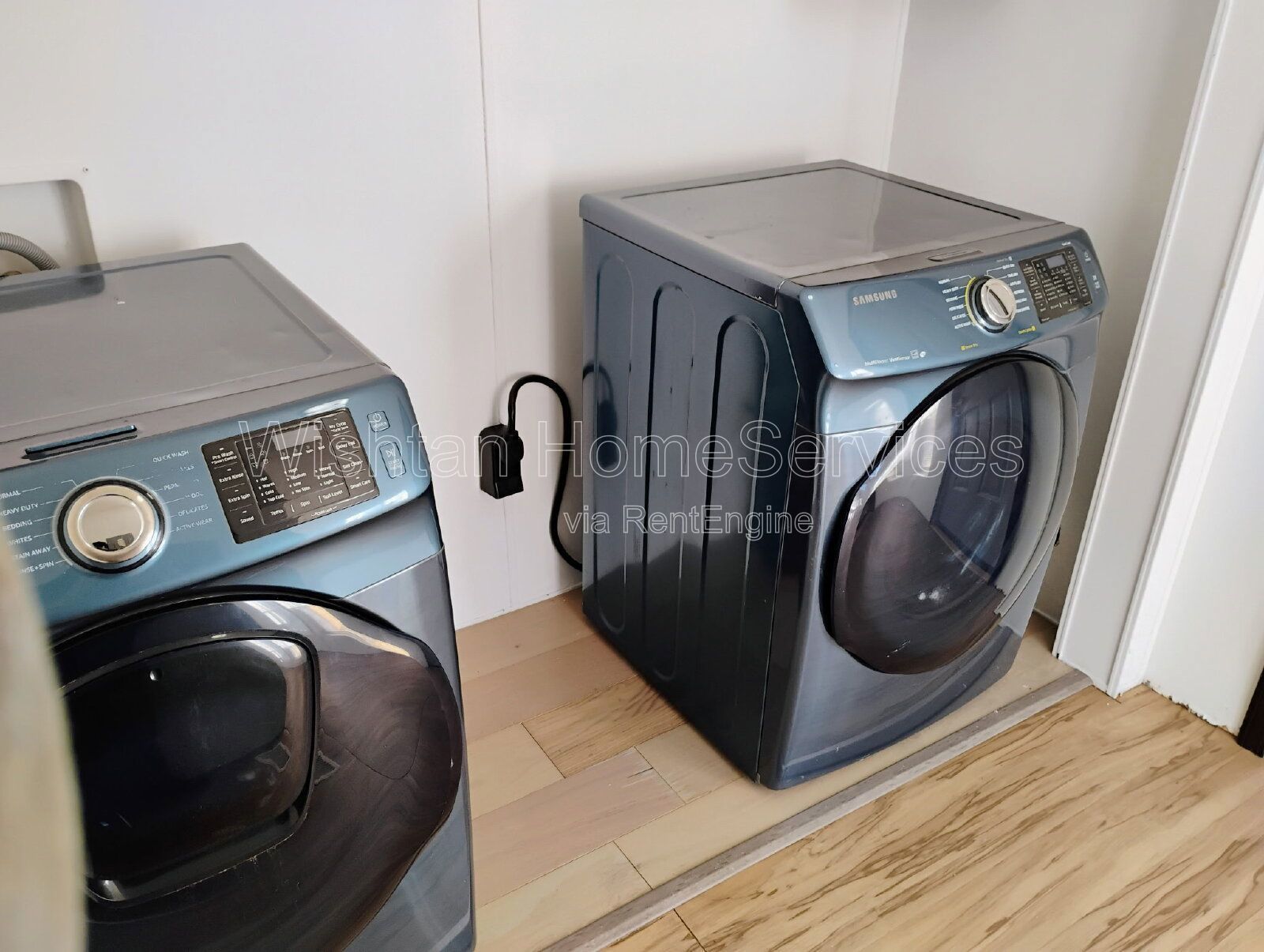 Charming 3-Bed, 2-Bath Oasis at 120 Evergreen St, Raritan – Your Cozy Retreat Awaits! property image