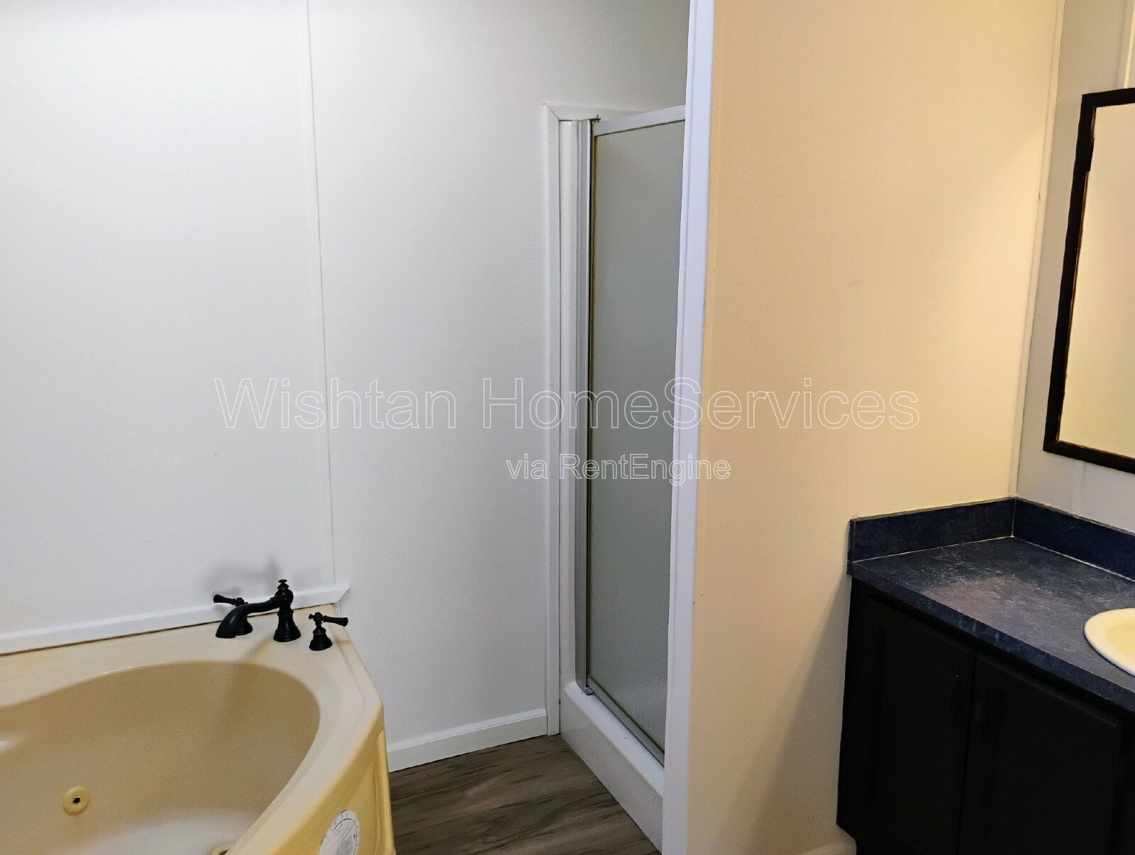 Charming 3-Bed, 2-Bath Oasis at 120 Evergreen St, Raritan – Your Cozy Retreat Awaits! property image