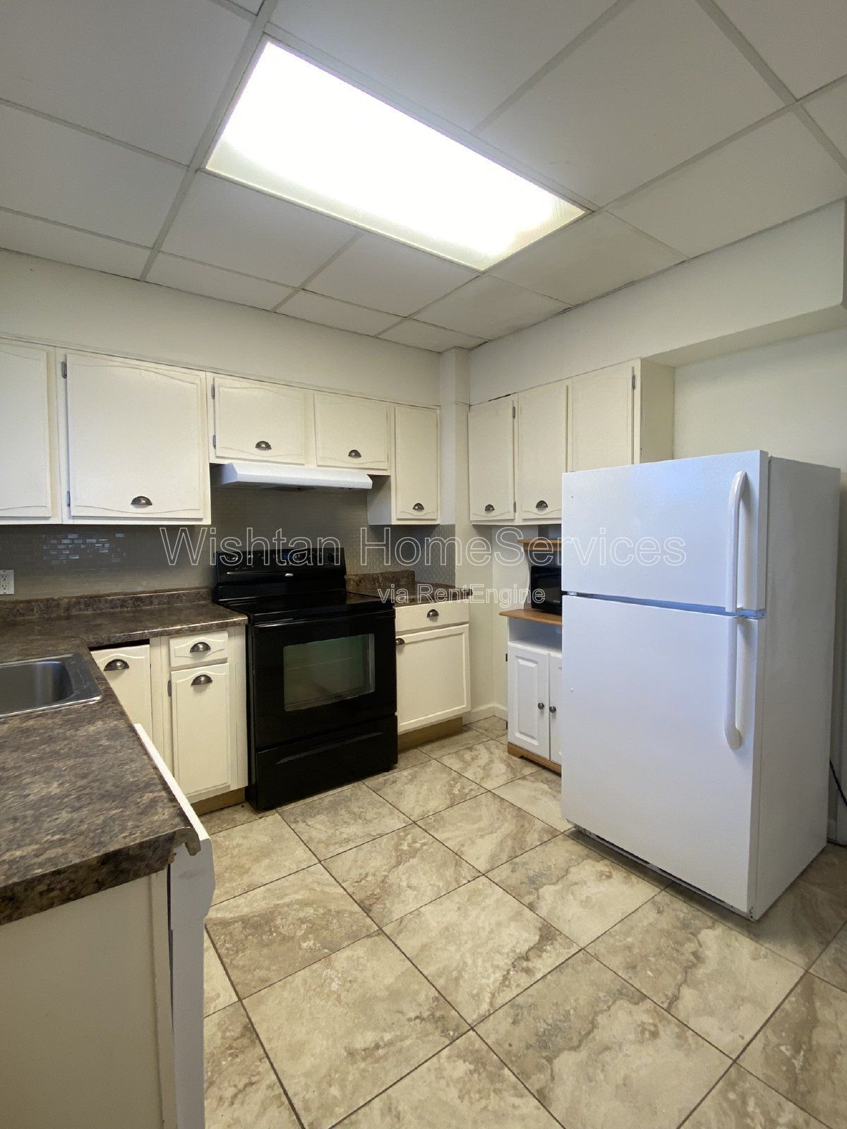 Charming 4-Bedroom Home with Spacious Living! Available for Fall Semester! property image