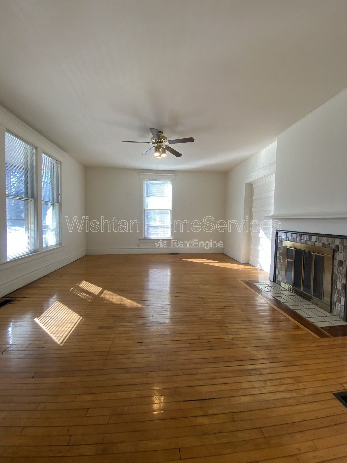 Charming 4-Bedroom Home with Spacious Living! Available for Fall Semester! property image