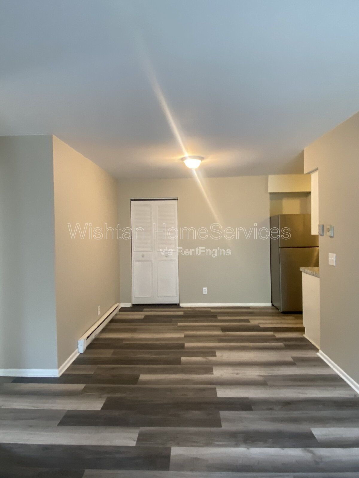 Charming 2-bedroom apartment in Macomb with 725 sq ft and full bathroom! property image