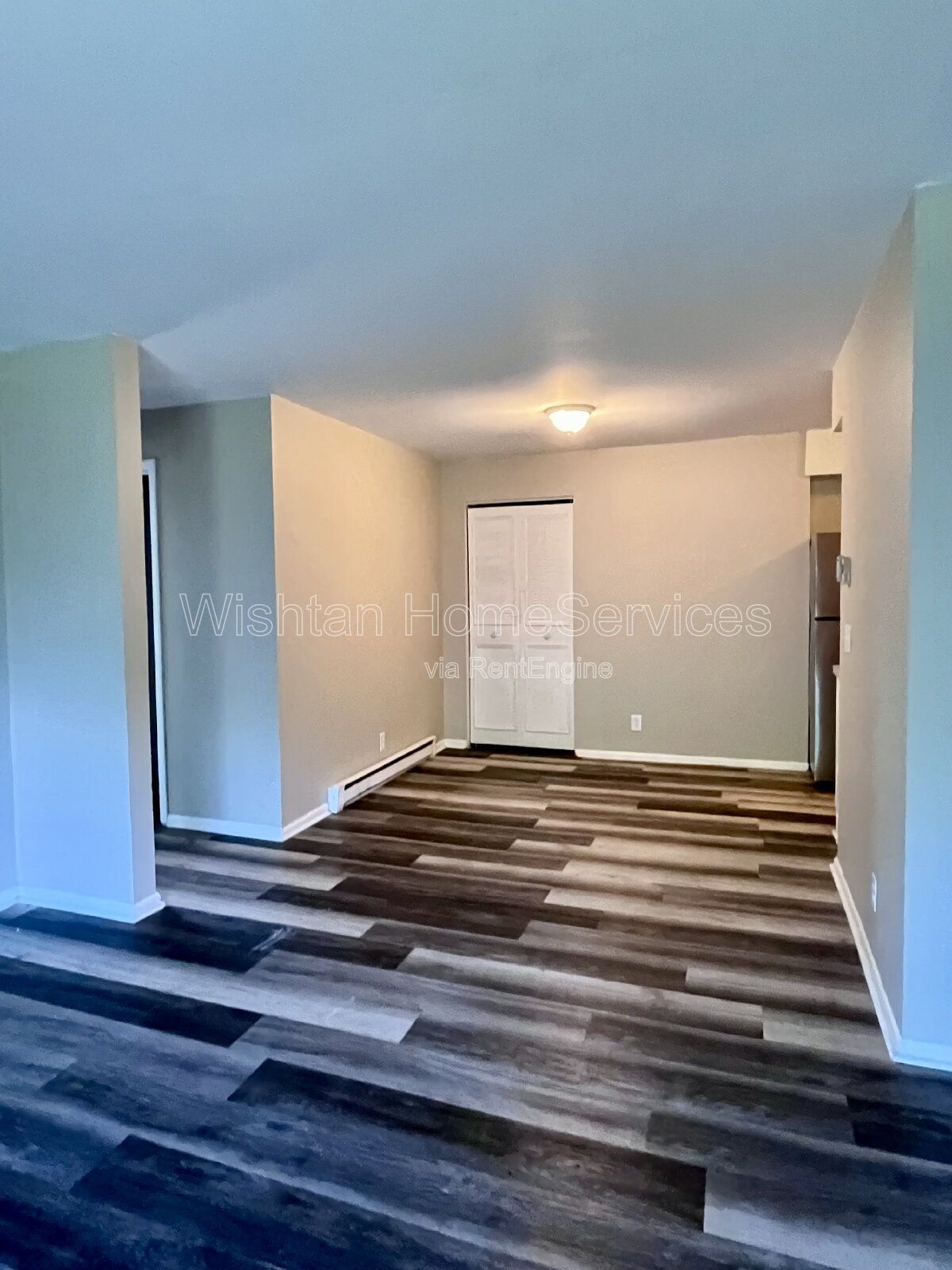 Charming 2-bedroom apartment in Macomb with 725 sq ft and full bathroom! property image