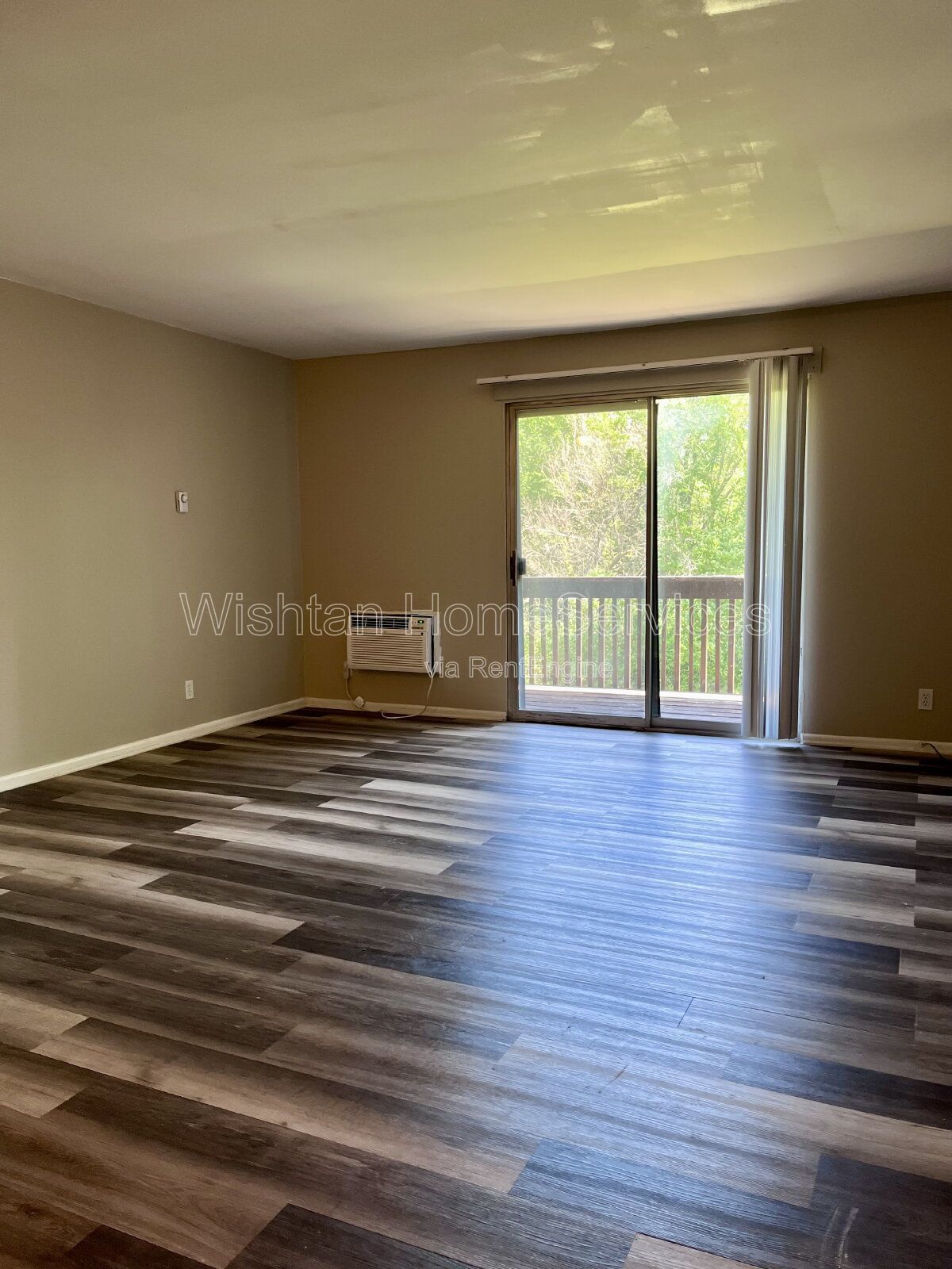 Charming 2-bedroom apartment in Macomb with 725 sq ft and full bathroom! property image