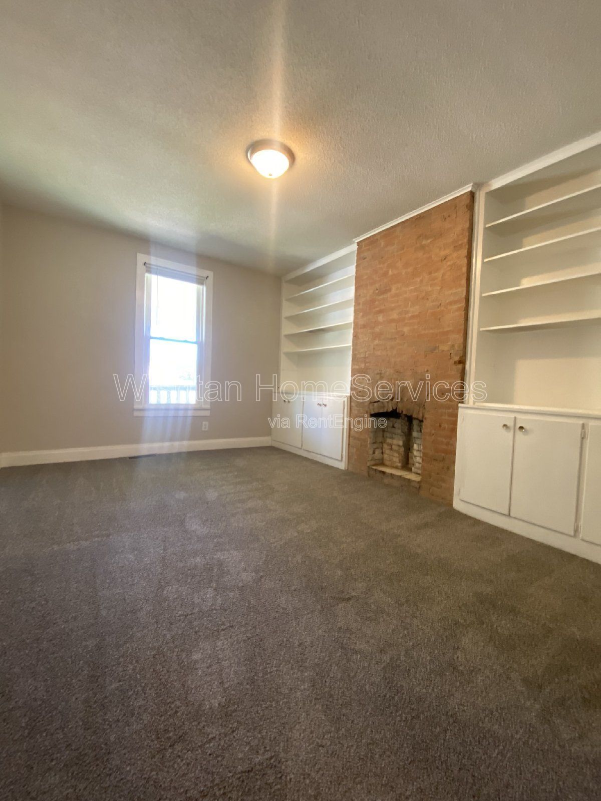 Spacious 4 Bedroom Rental in Prime Macomb Location - 617 W Calhoun St Apt A property image