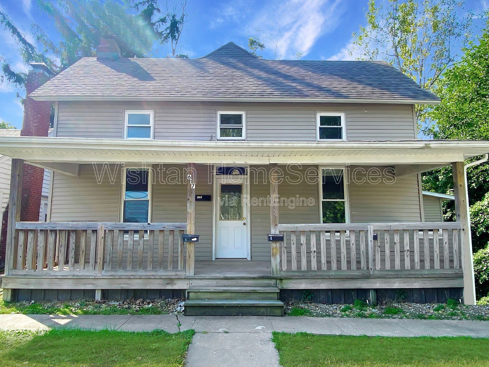 Spacious 4 Bedroom Rental in Prime Macomb Location - 617 W Calhoun St Apt A property image